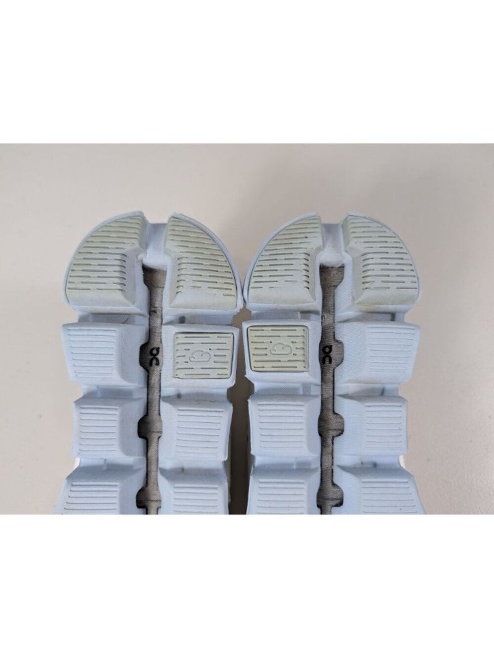 On cloud running sneakers in white/blue color women's size 9 - Picture 12 of 15